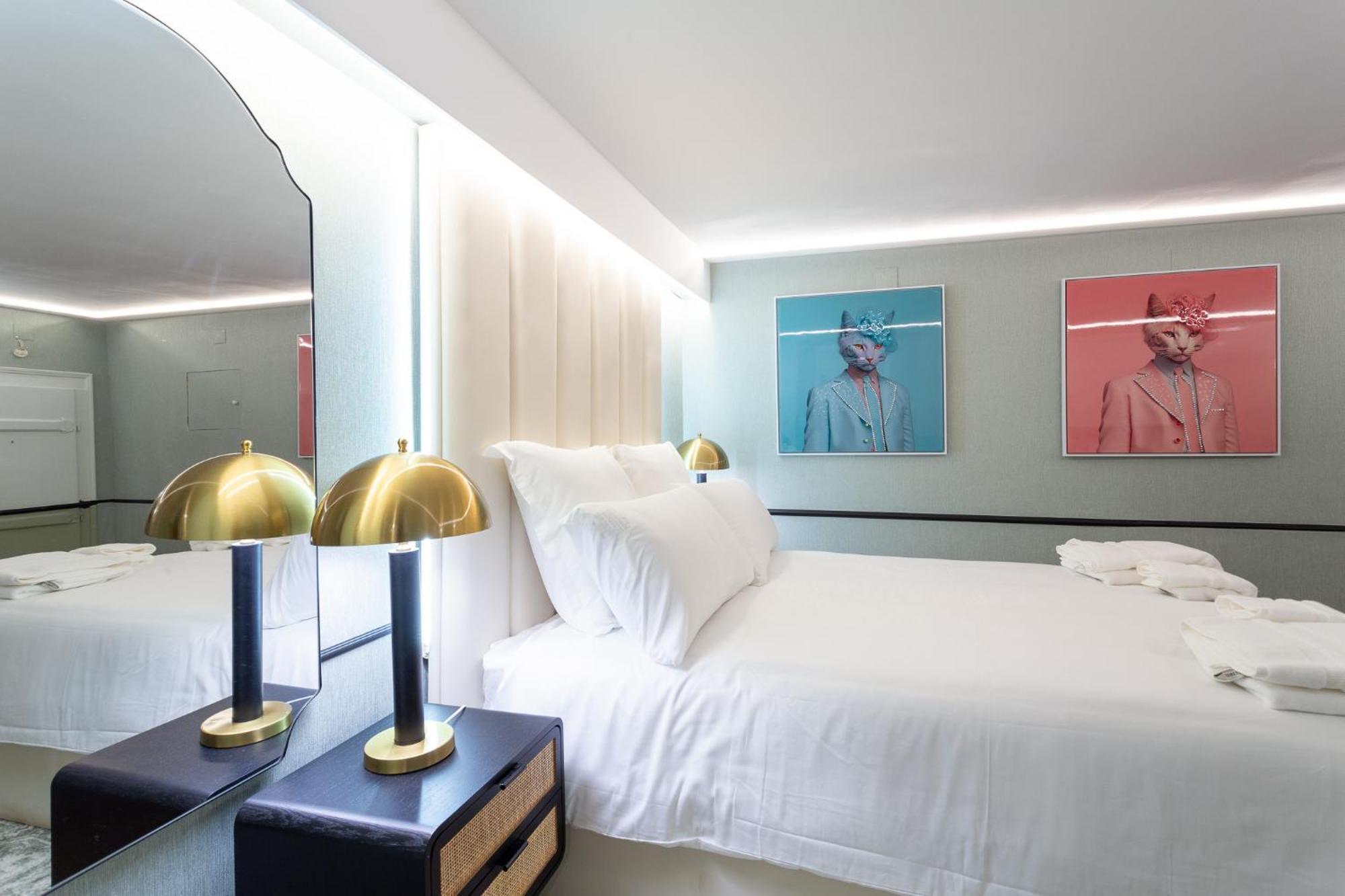 Camoes Lounge Apartment W/Courtyard Lisbon Bagian luar foto