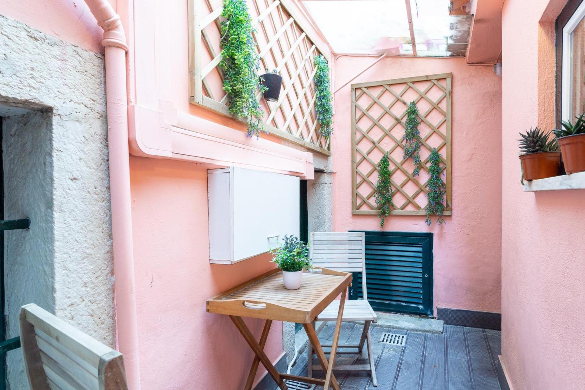 Camoes Lounge Apartment W/Courtyard Lisbon Bagian luar foto